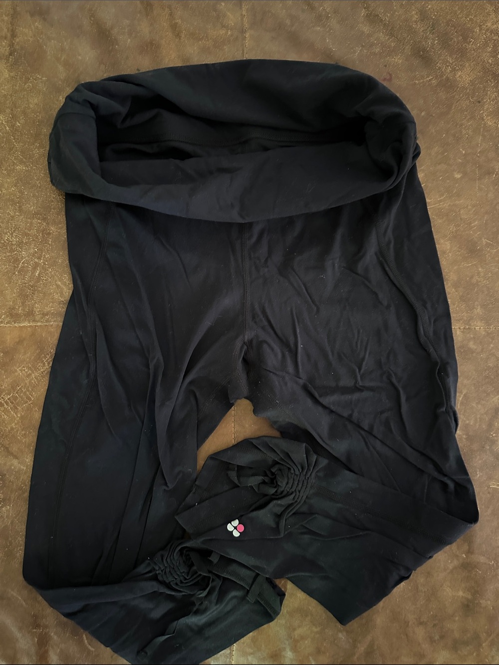 Sweaty Betty Black Cropped Yoga Pants